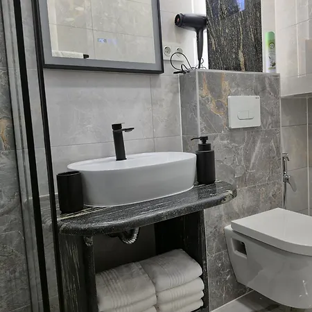 Apartment In Armil
