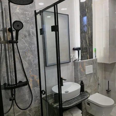 Apartment In Armil